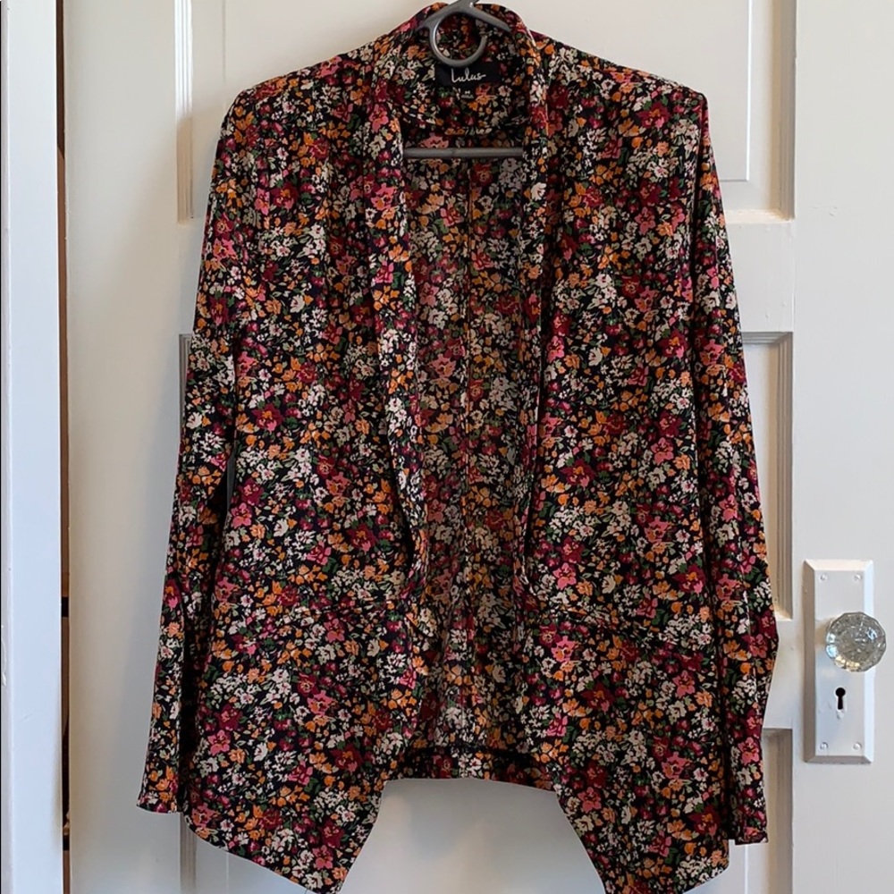 Lulus Floral Blazer. Never been worn.